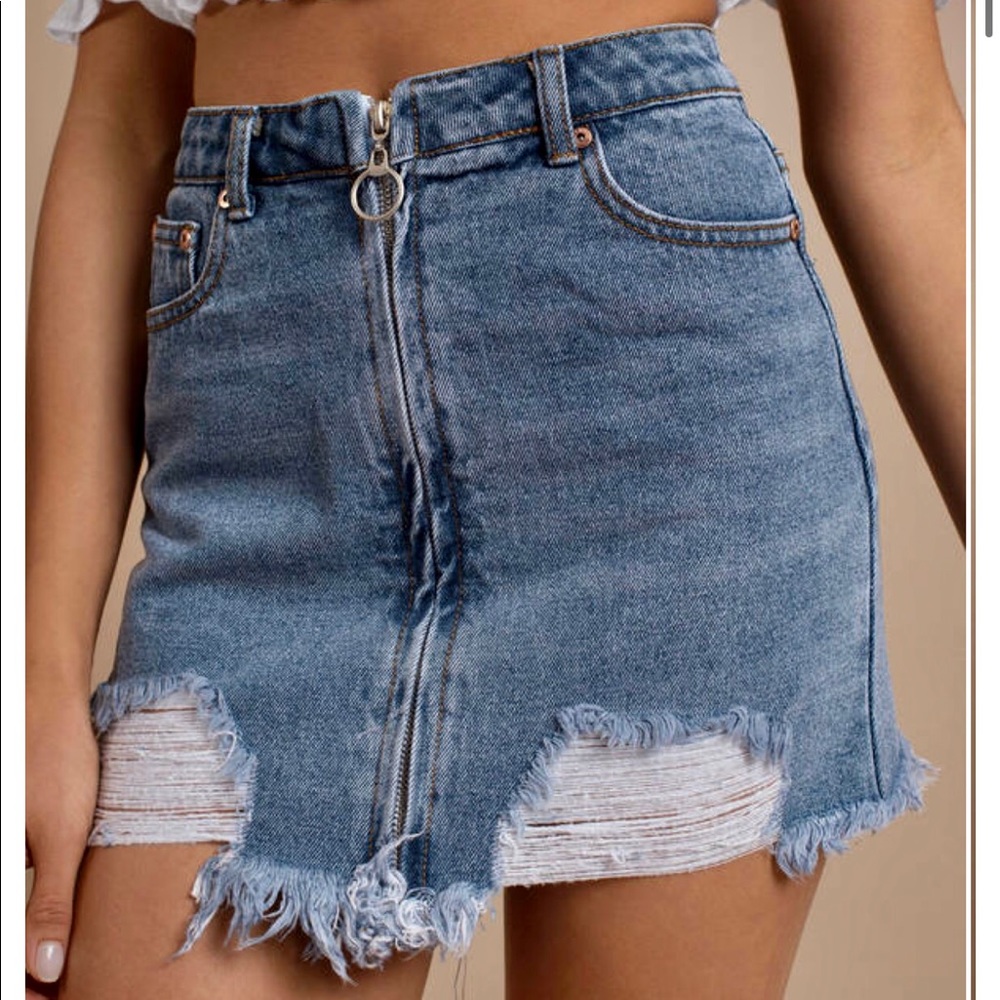 NTW Tobi Distressed Denim Skirt with Zipper Medium